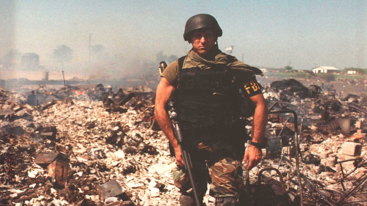 Foto del giorno: l'Eccidio di Waco, religione, sangue e armi