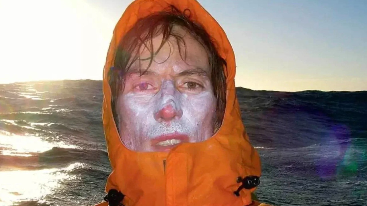 Foto del giorno: Andrew McAuley, un kayak e il Pacifico