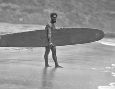 Foto del giorno: Duke Kahanamoku, inventore del surf