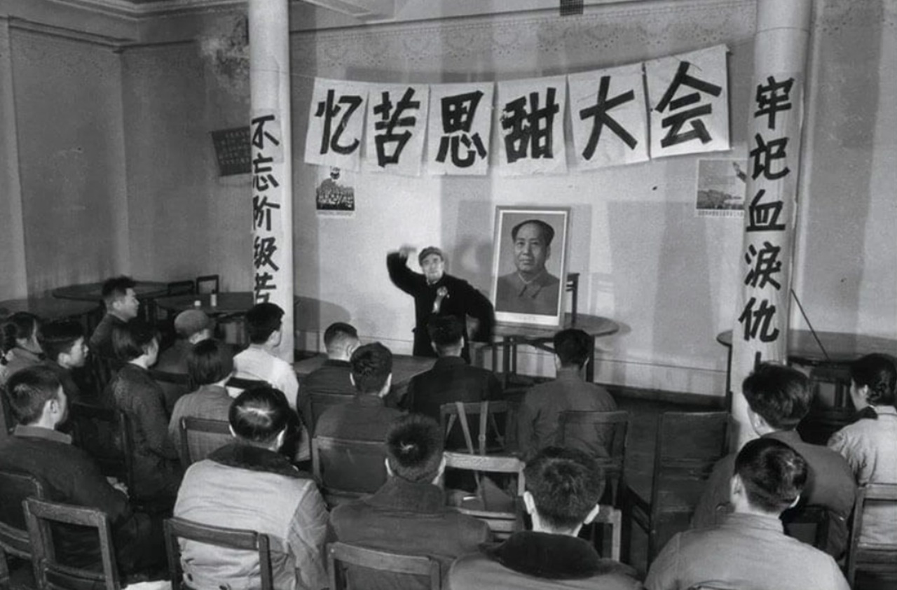 seguire la linea capitalista Cina Rivoluzione culturale