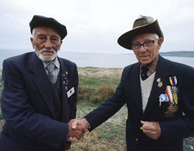 Foto del giorno: Gallipoli, 75 anni dopo