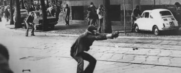 Foto del giorno: il 14 maggio 1977 in via De Amicis, Milano