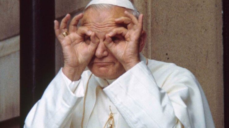 Foto del giorno: quel simpaticone del Papa