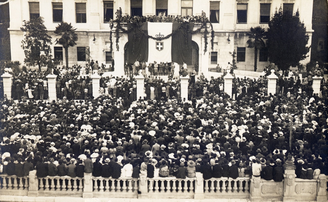 12 settembre discorso palazzo del governo Fiume 1919