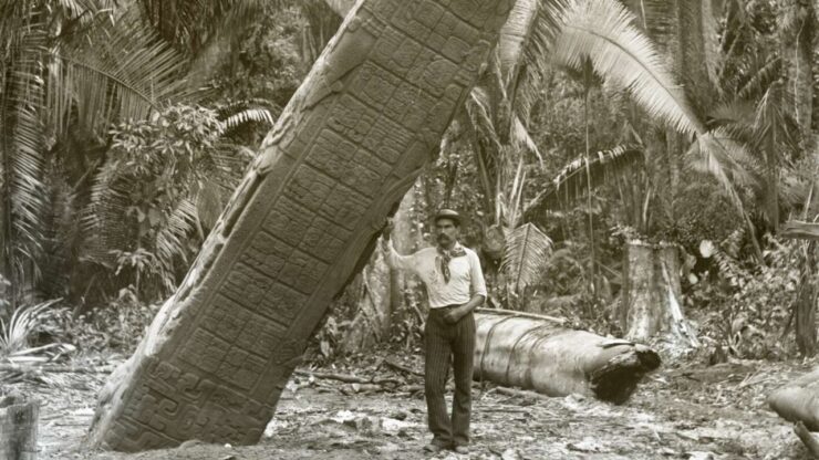 Foto del giorno: il monolite maya di Quiriguá