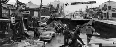 Foto del giorno: il Terremoto del Venerdì Santo distrugge l'Alaska