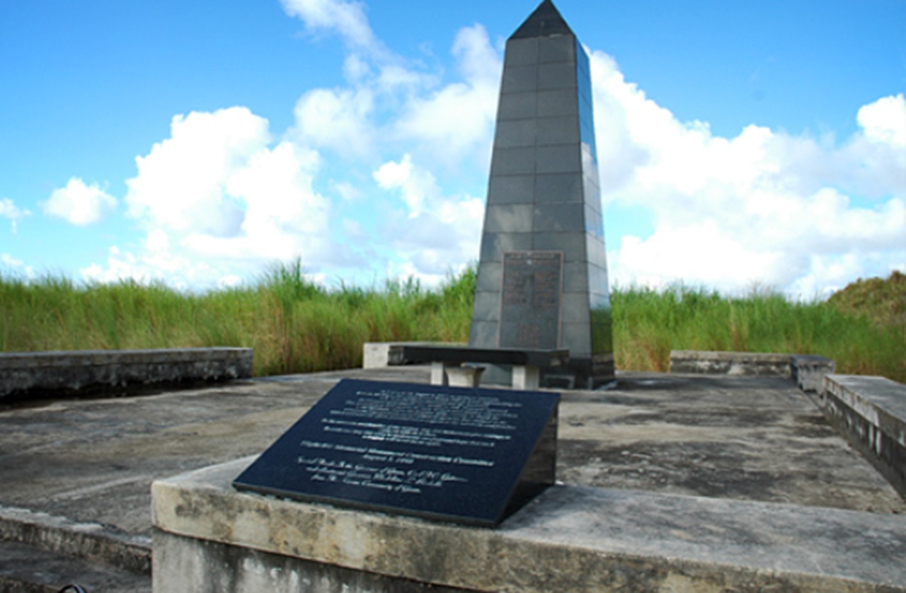 Korean Air 801 immagine memoriale
