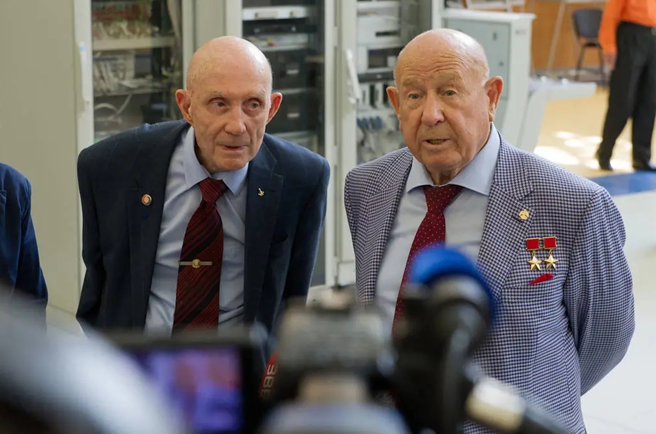 corsa allo spazio Stafford Leonov