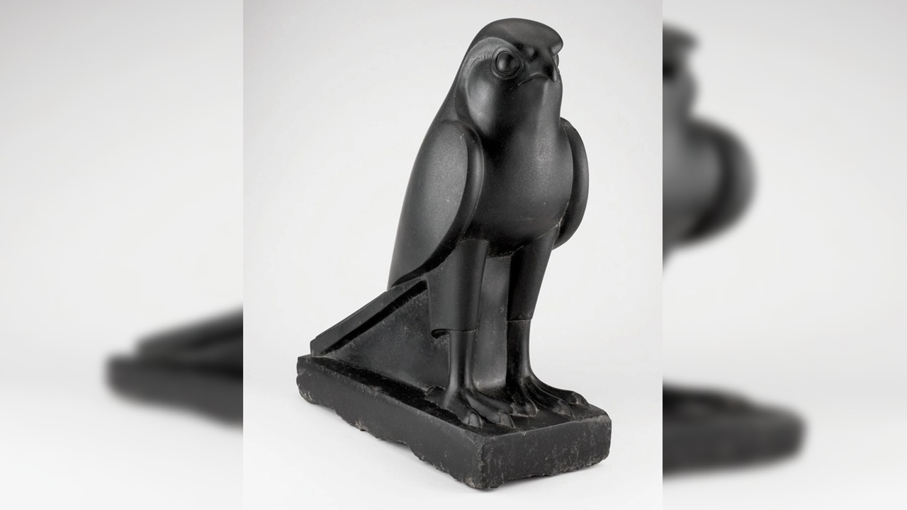 horus statua