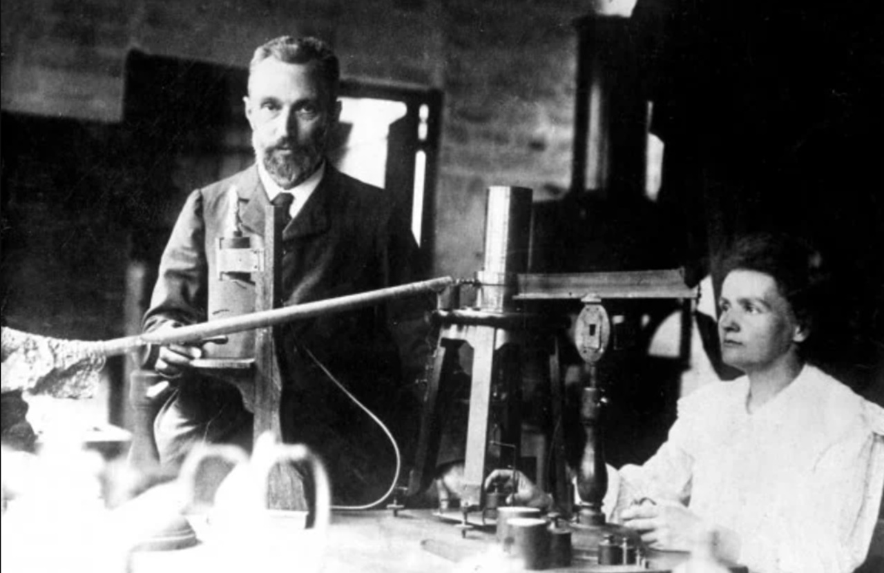 Polonio foto coniugi Curie