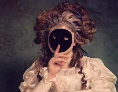 Se non hai un volto, non esisti: l'inquietante storia della moretta