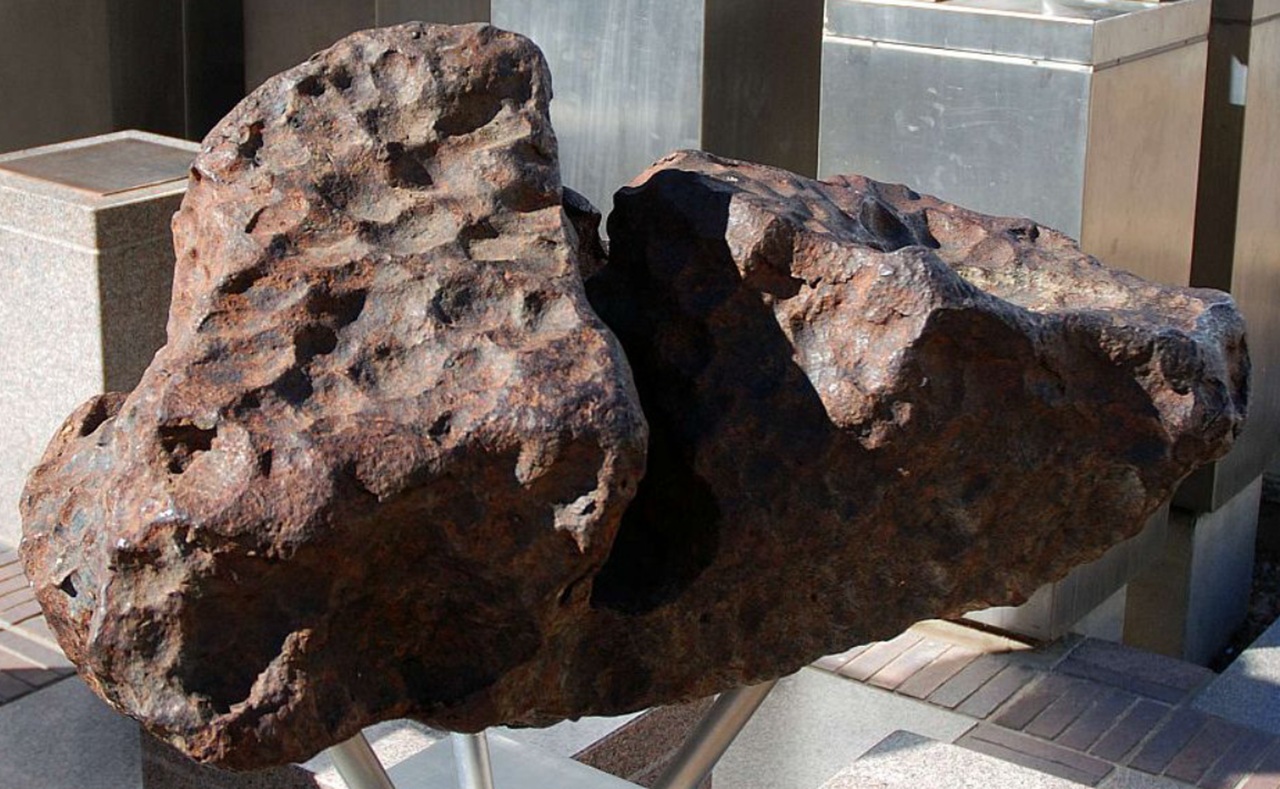 Spada dei Cieli meteorite di Gibeon Namibia