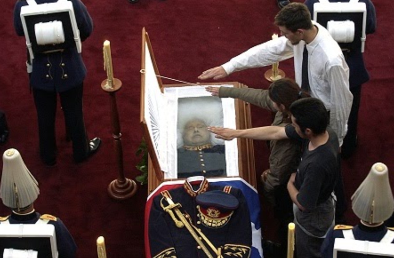 16 ottobre esequie miliari Pinochet