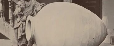 Foto del giorno: il Kvevri e la sacra tradizione vinicola georgiana