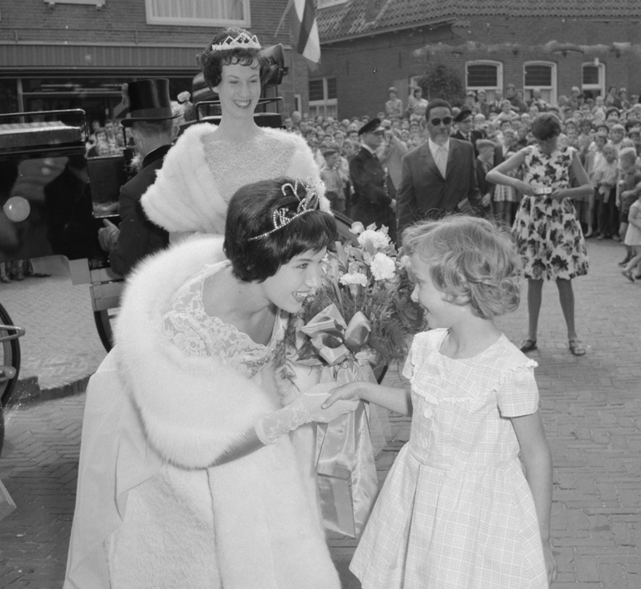 la bella e la bestia cantante Ryu Kuyken