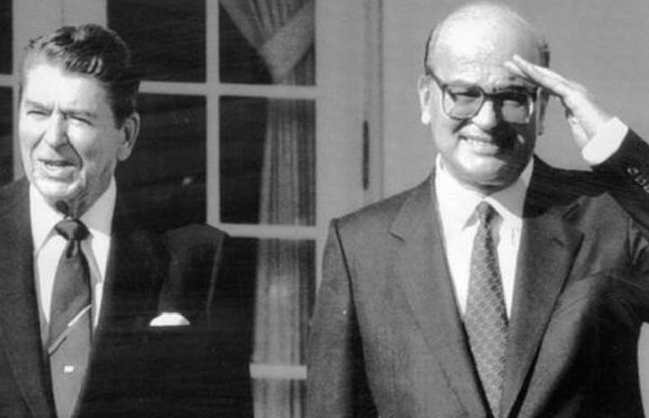 Crisi di Sigonella foto Craxi e Reagan