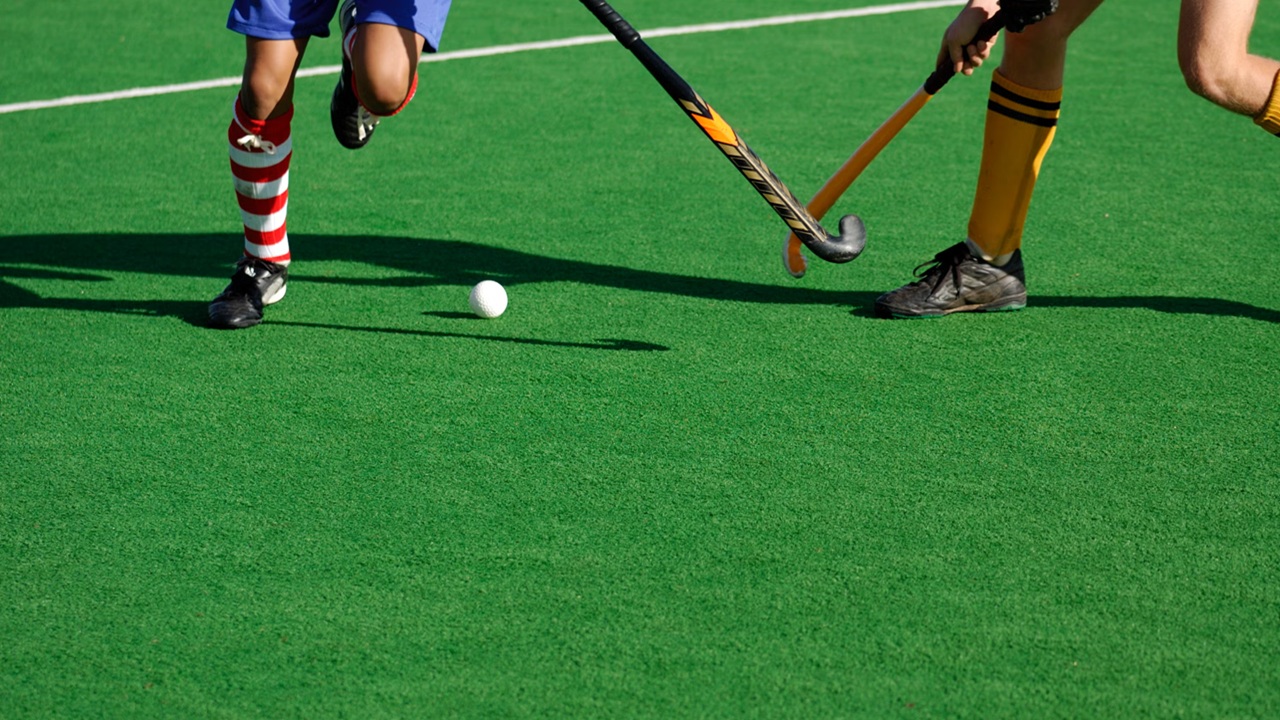 Hockey su prato foto oggi