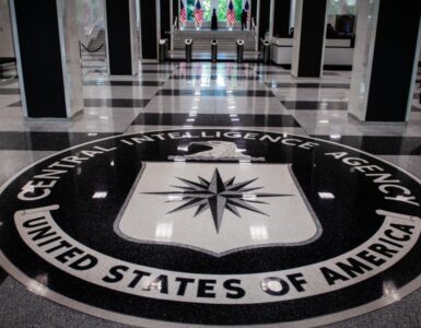 Manipolare, persuadere, disinformare: i tre sacramenti dell'Operazione Mockingbird