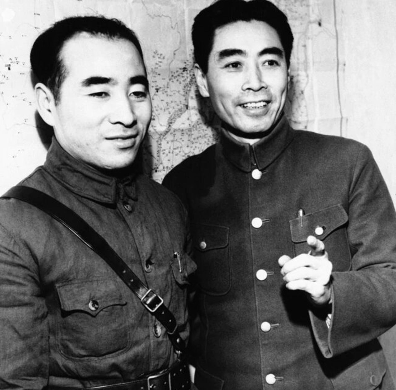 Lin Biao con Zhou Enlai