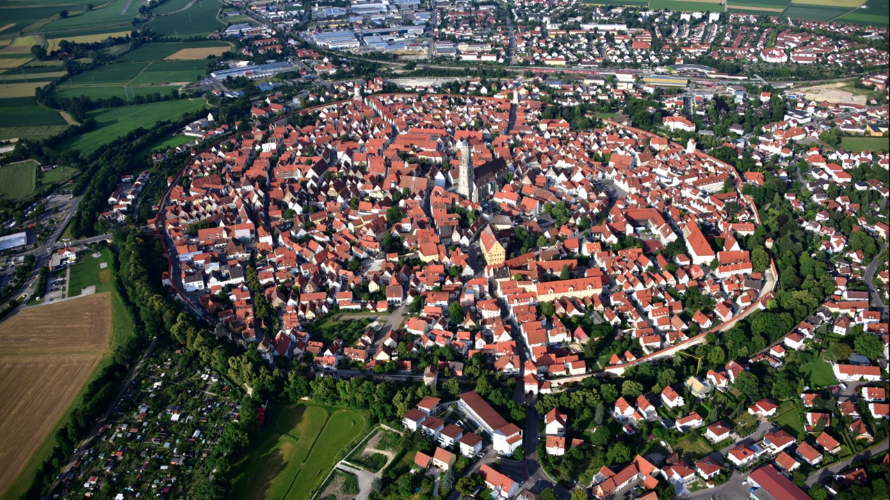 Nördlingen, la città fatta di meteorite