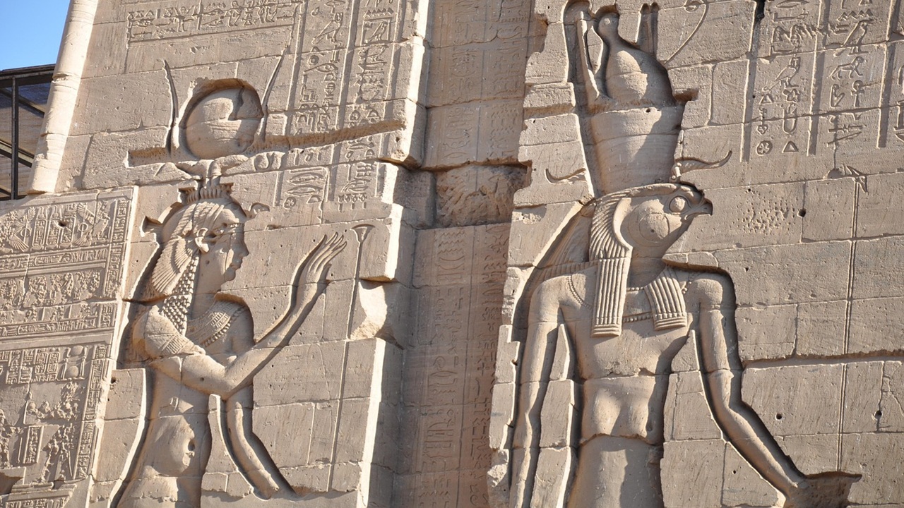 tempio philae iside horus