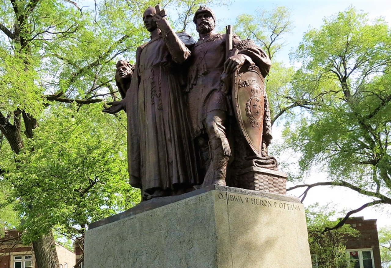 4 dicembre statua Marquette a Chicago