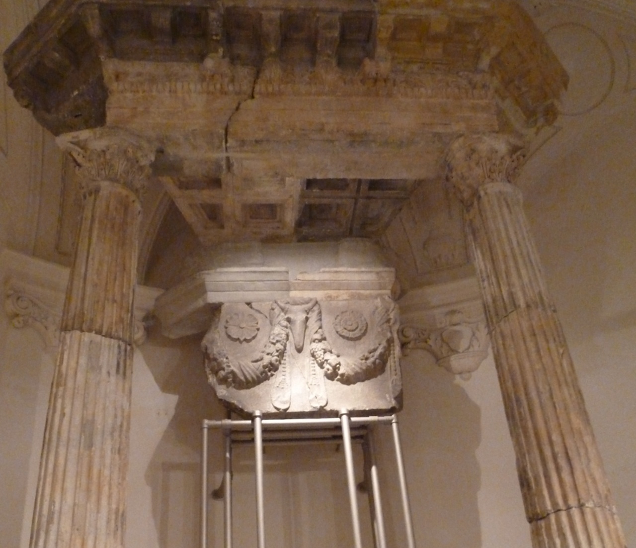 Arsinoe IV presunta tomba Efeso