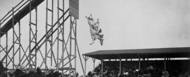 Foto del giorno: lo "spettacolo" acrobatico del cavallo tuffatore