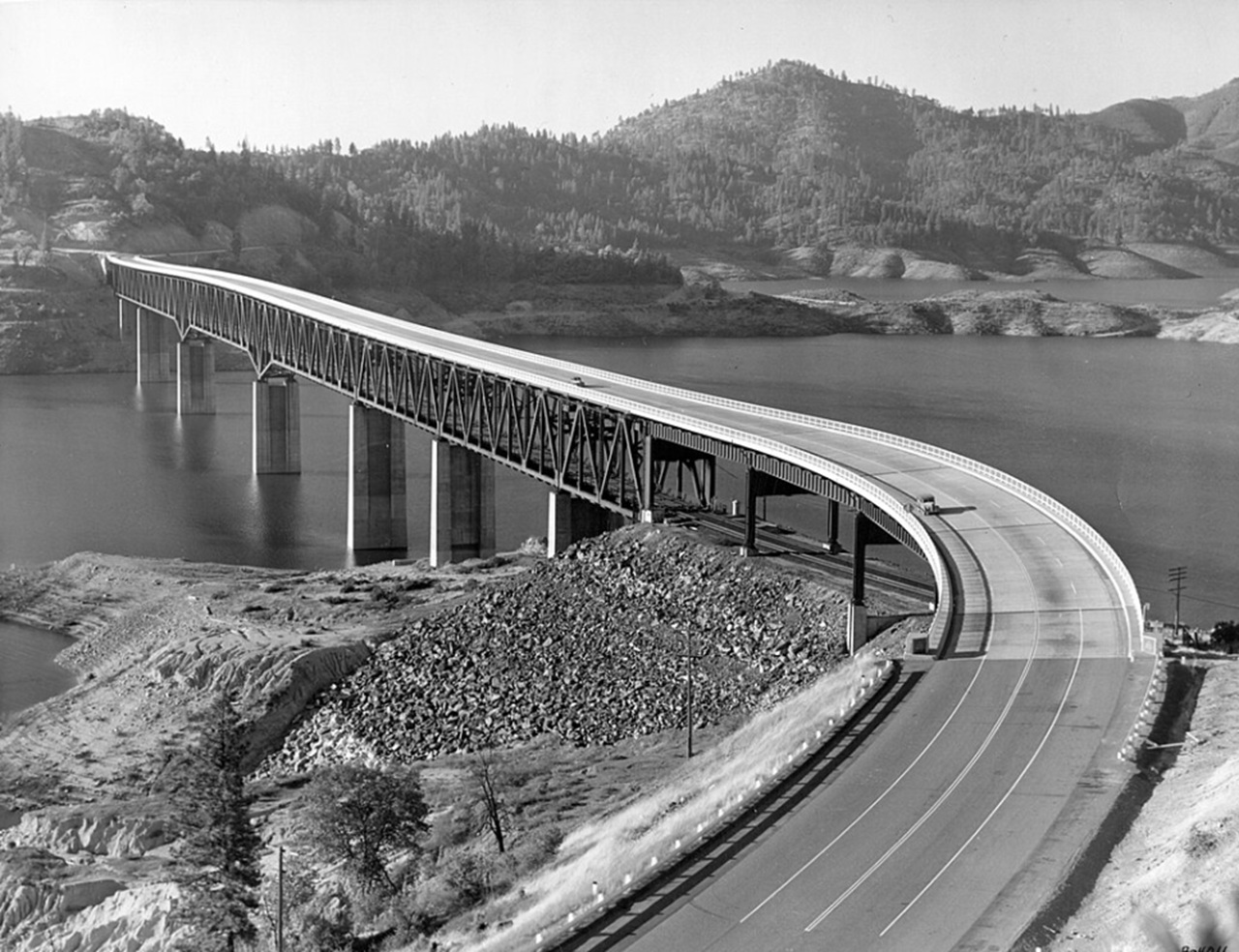Pit River Bridge città di Redding, California