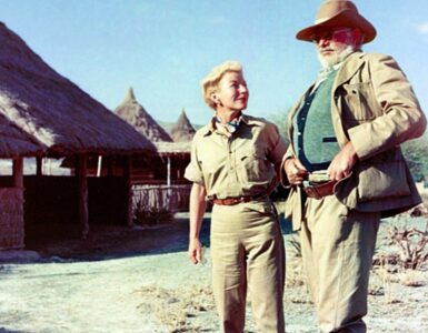 Così Ernest Hemingway sopravvisse a due incidenti aerei consecutivi