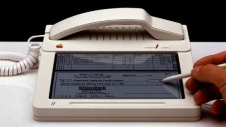 Foto del giorno: è il 1983 e Apple partorisce il primo touchscreen della storia