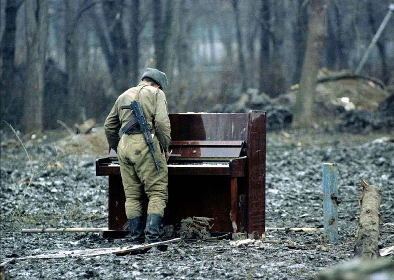pianoforte musica guerra