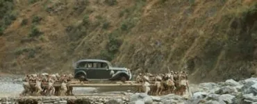 Foto del giorno: quando in Nepal c'erano le auto, ma mancavano le strade