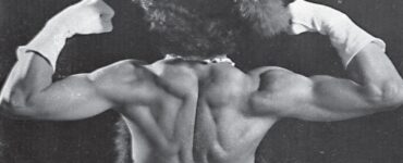 Foto del giorno: Ethel Hart, schiena d'acciaio