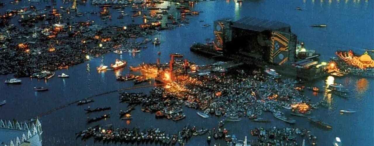 Foto del giorno: i Pink Floyd a Venezia, ma a che prezzo...