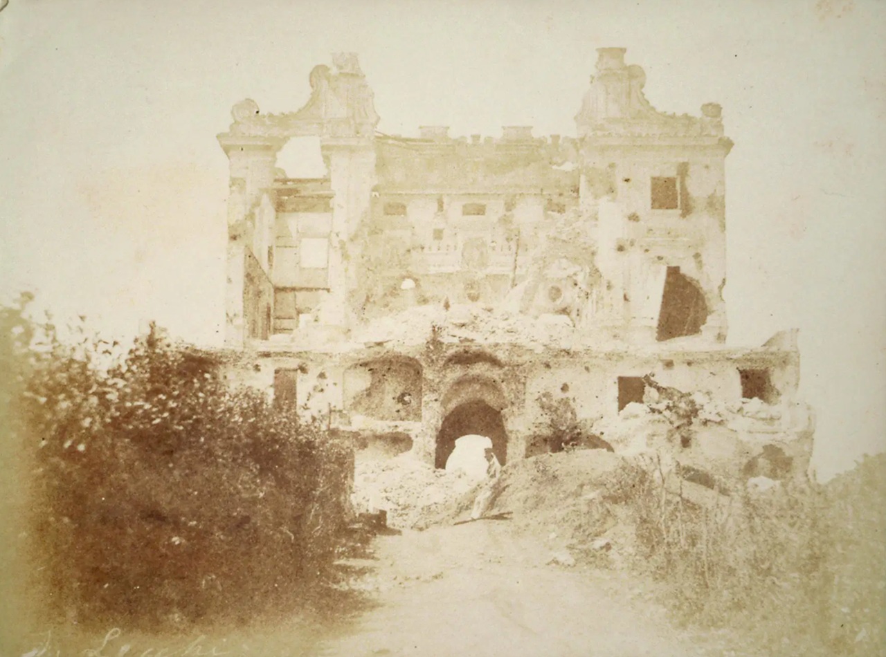 reportage di guerra rovine di Roma