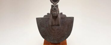 hathor statuetta