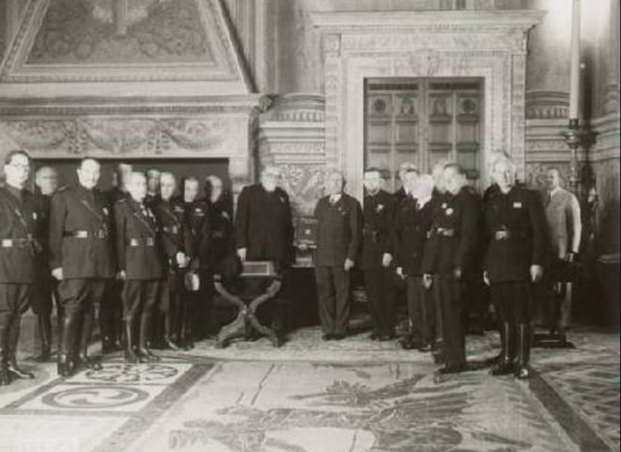 18 febbraio foto presentazione enciclopedia