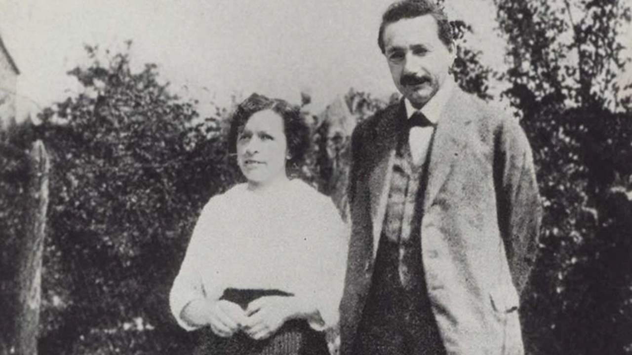 albert einstein moglie