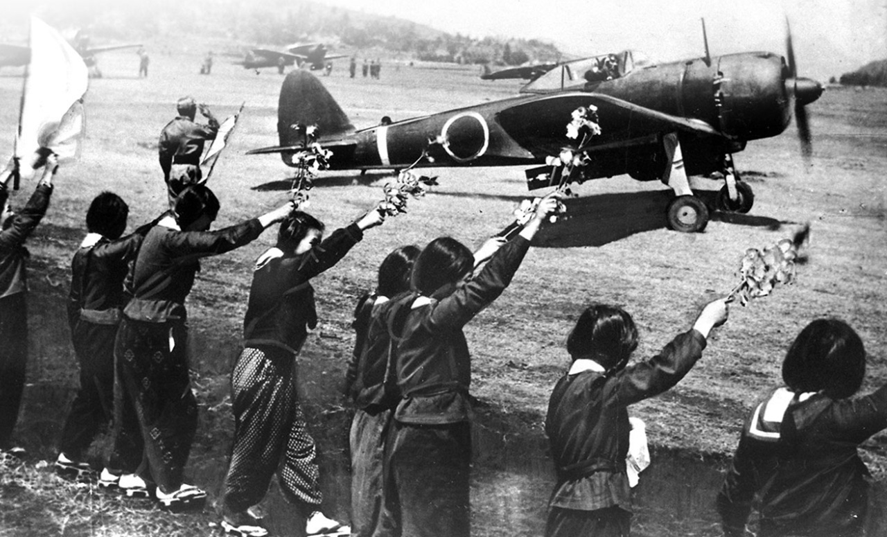 1° aprile attacchi kamikaze Okinawa