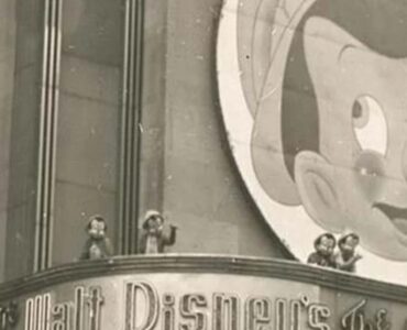 Foto del giorno: la sconcertante première di Pinocchio