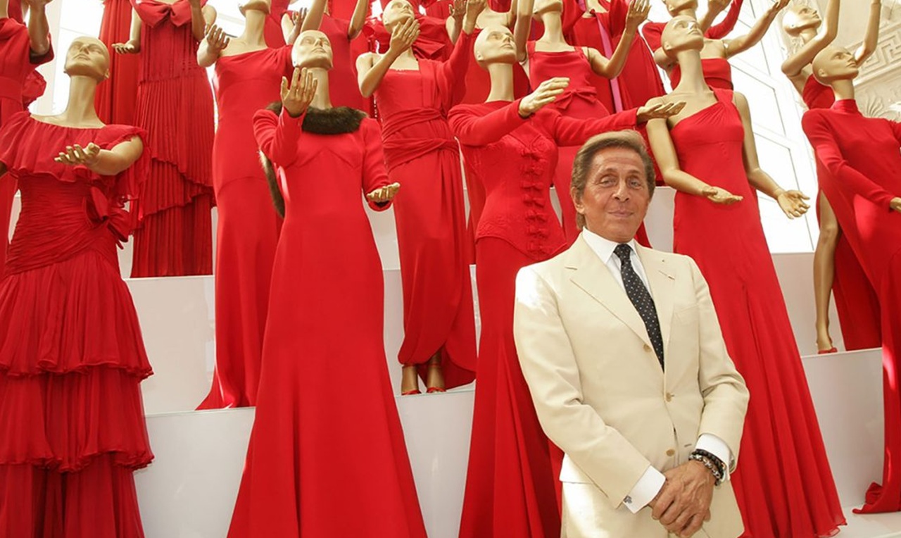 Rosso Valentino stilista storia
