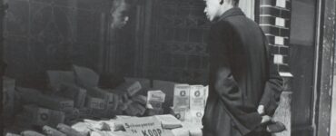 Foto del giorno: un ragazzo affamato durante la carestia olandese del 1944