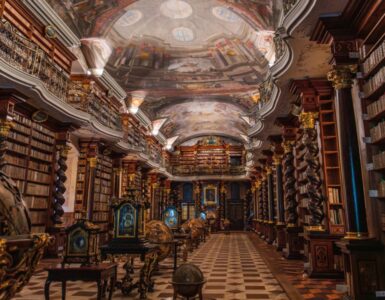 Il Clementinum di Praga: la storia di una delle biblioteche più belle del mondo