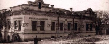 Un fiore (di troppo) per lo Zar, Casa Ipat'ev e il suo smantellamento